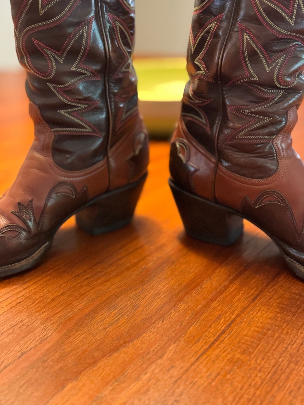 Heritage Boot Western Boots - Size 6.5 (fits a 7) - Picture 8 of 11